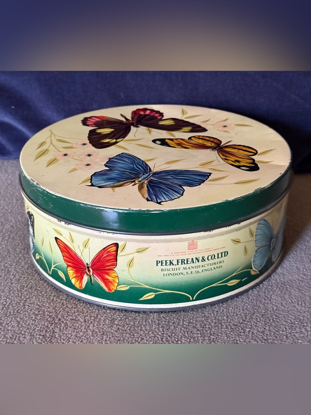 VINTAGE PEAK FREAN & CO LTD BISCUIT TIN BUTTERFLY PATTERN